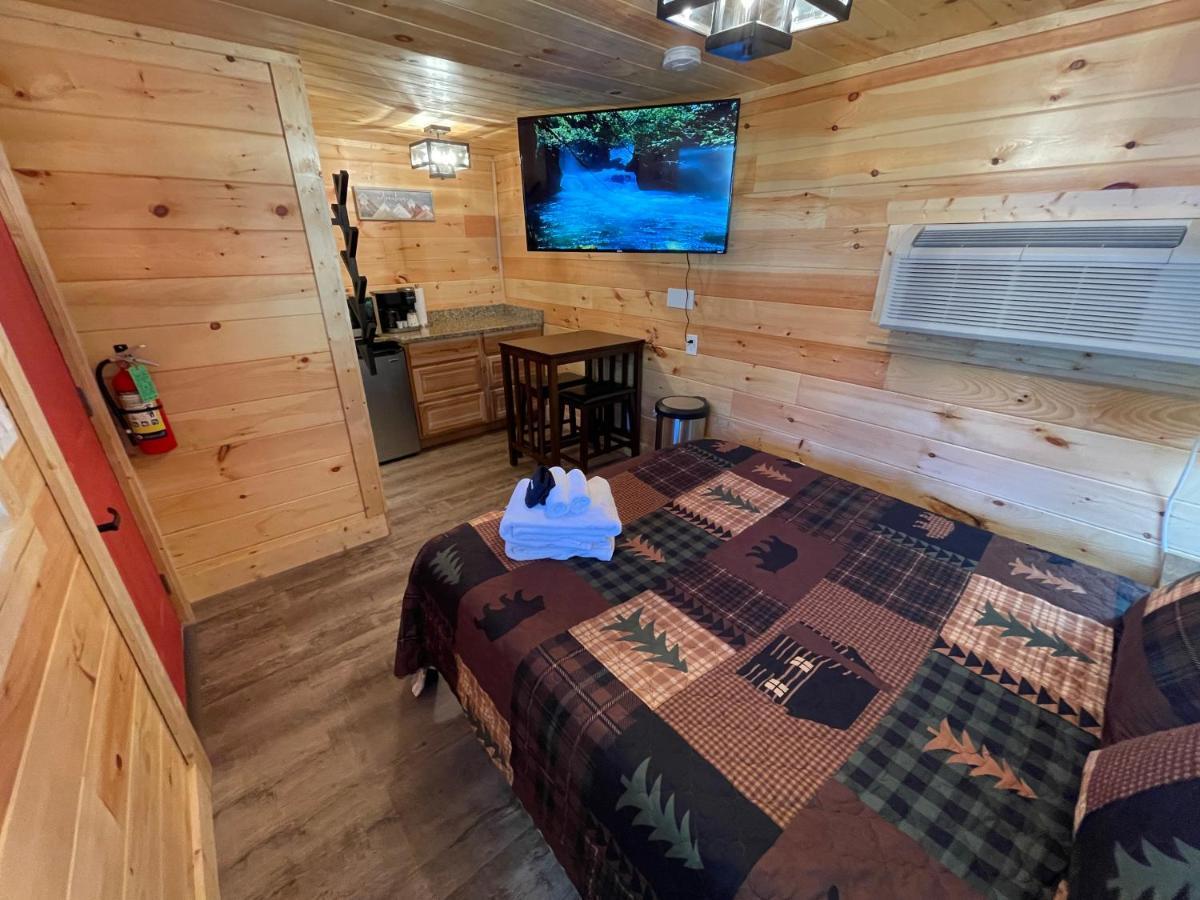 Newly Remodeled Motel In Gatlinburg! Esterno foto